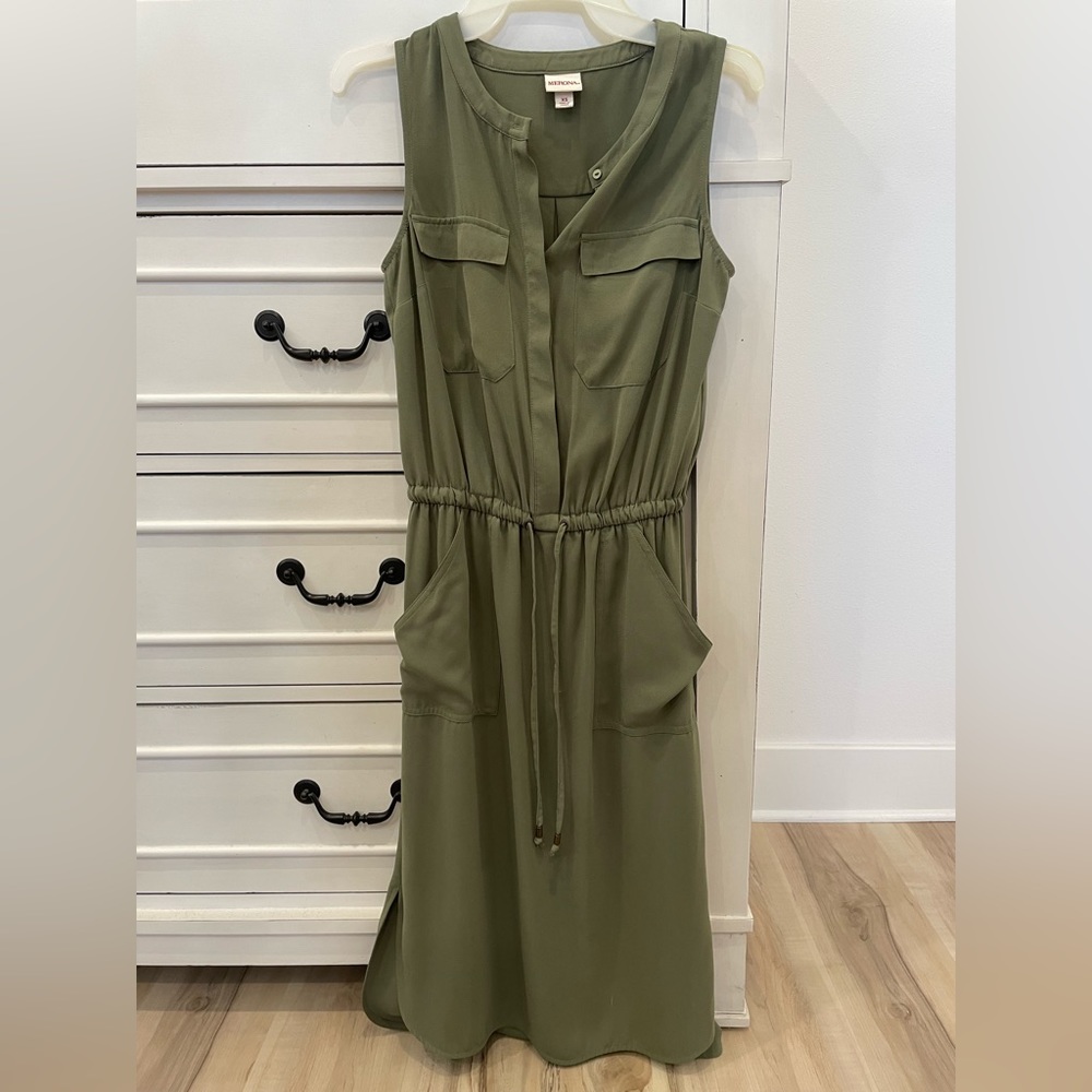 Sleeveless Dress
